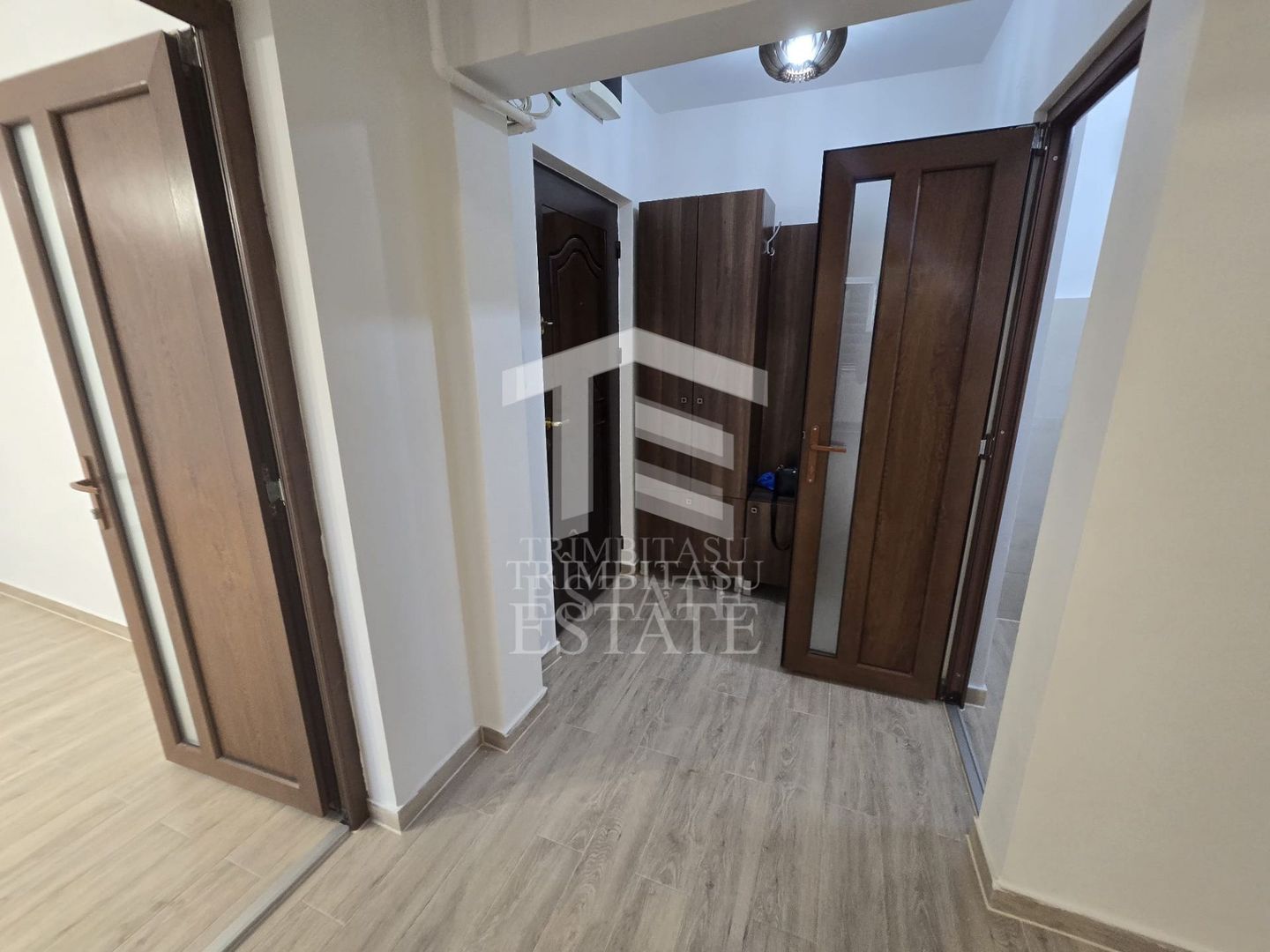 CASA DE CULTURA-Apartament 3 camere de inchiriat. - Poză 10