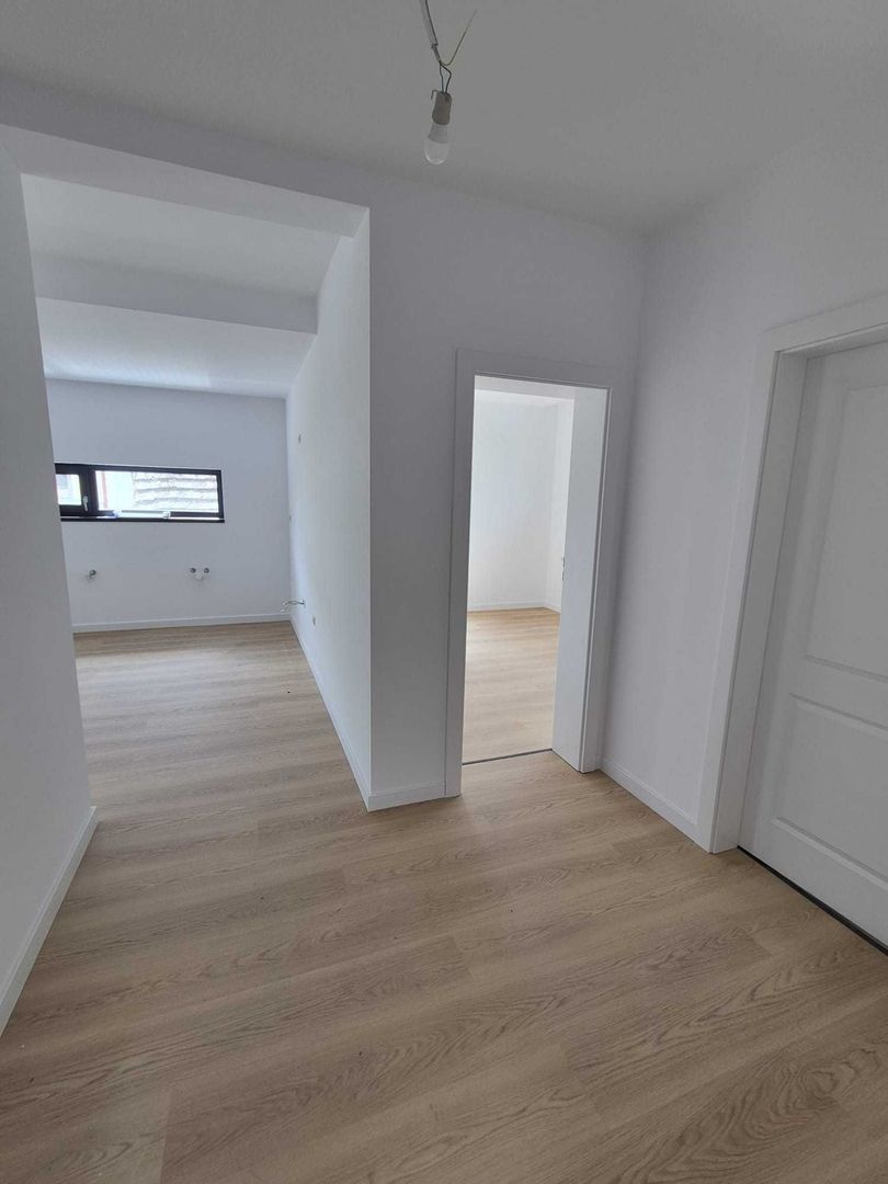 APARTAMENT PREMIUM, STANDARD NZEB, PANOURI SOLARE & POMPA DE CALDURA - Poză 5