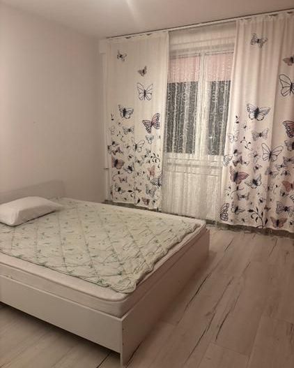 Inchiriere apartament 3 cam APARATORII PATRIEI - Poză 6