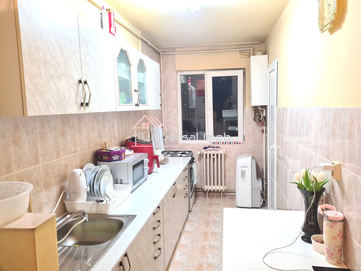 Apartament cu 2 camere decomandate, str. Parang - Poză 1