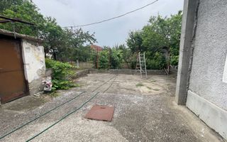 Casa cu teren de 915 mp și front de 20 ml - Poză 3