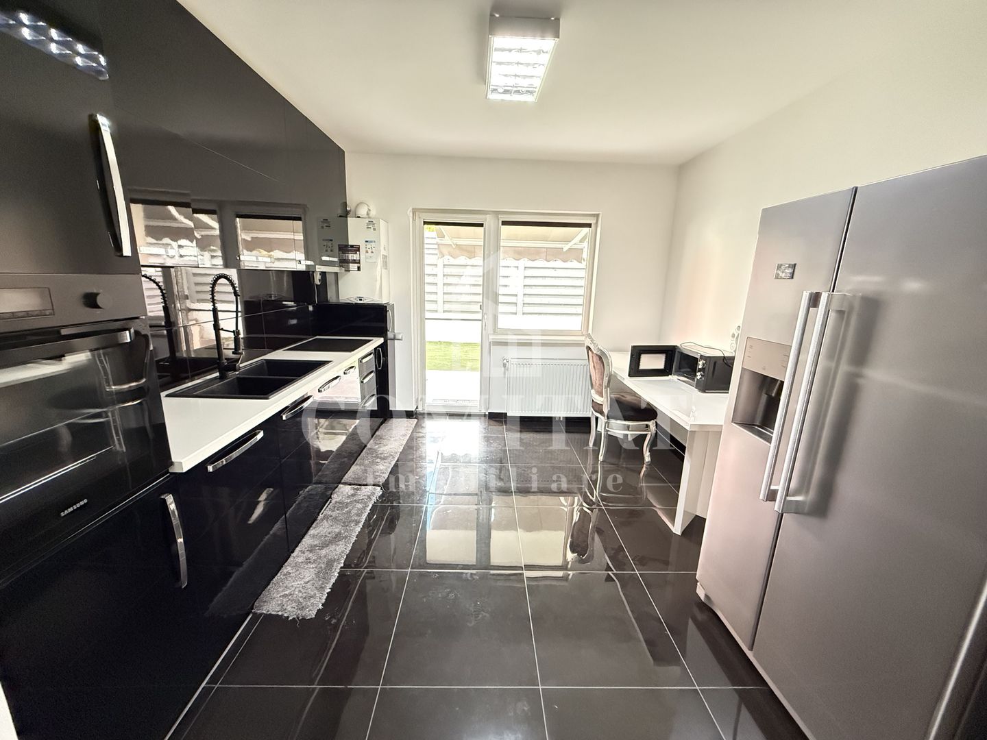 Casă de tip triplex | 3 dormitoare | 4 parcări | Zona Eroilor-Florești - Poză 8