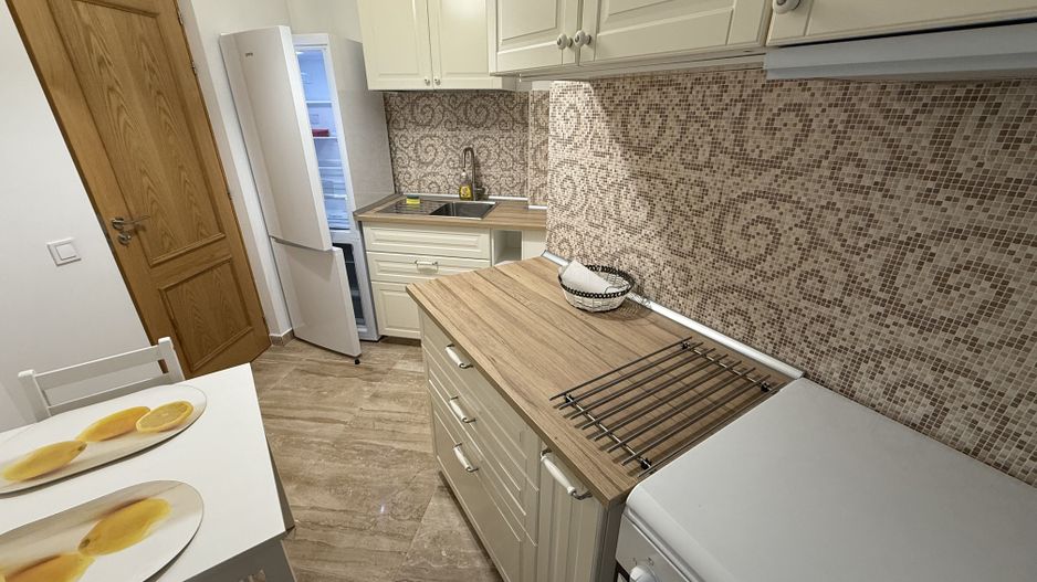 Ghencea - Studio in Complex - Parcare + Boxă - Poză 8