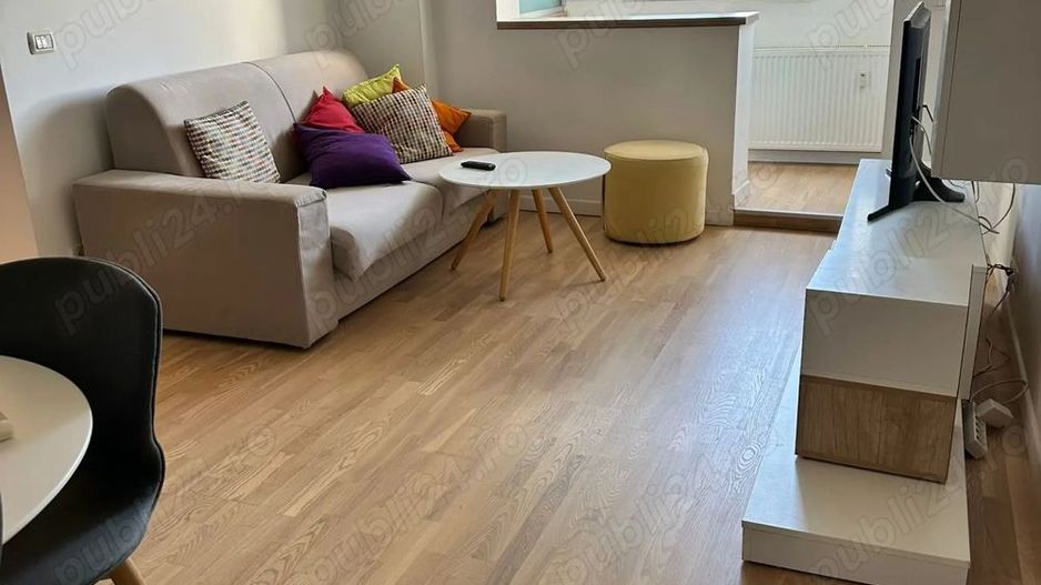 Apratament Piata Lahovari/Piata Romana - Poză 1