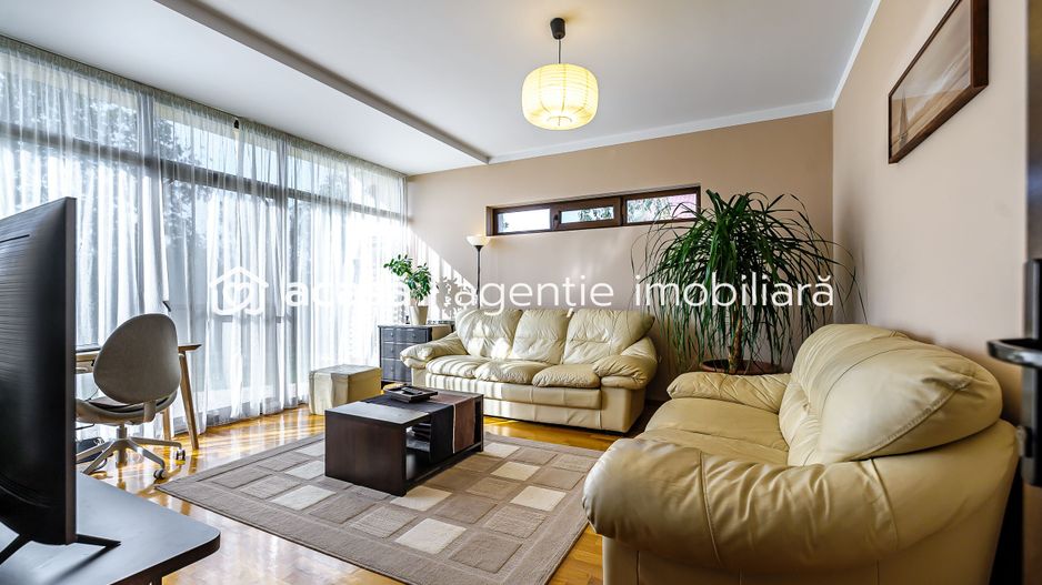 Nou! Vilă deosebită în cartierul Tineretului - Poză 1