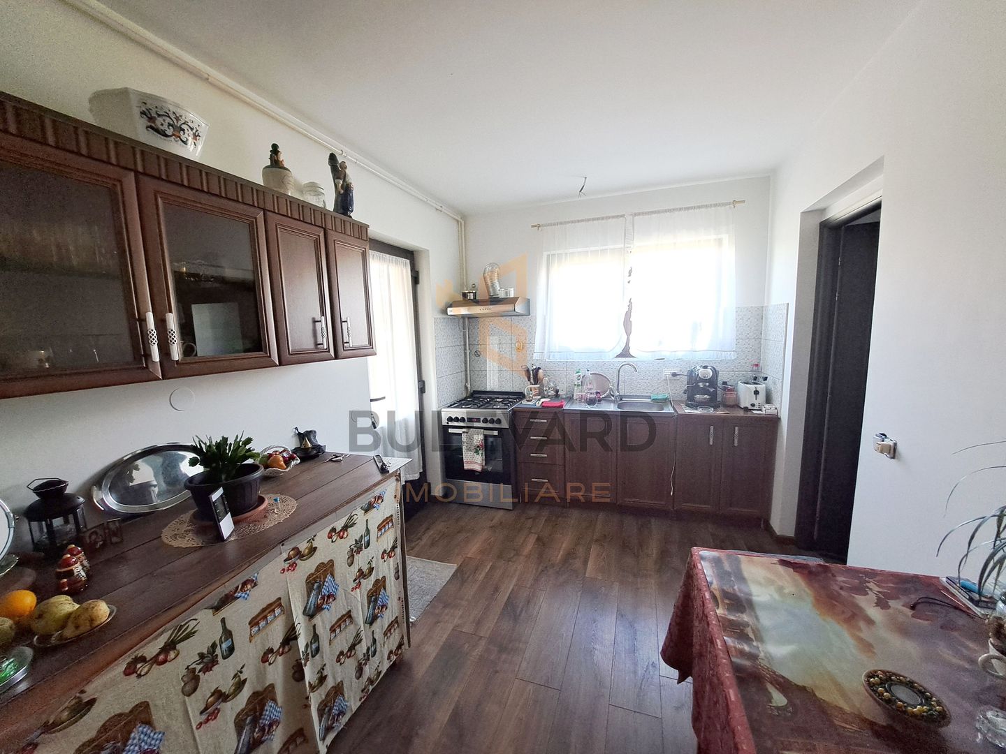 Casa noua + atelier 49 mp + teren 1030 mp! - Poză 16