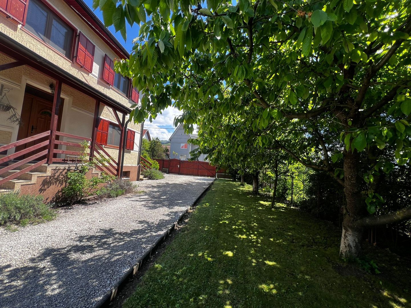 Ocazie unică! Casă de vânzare în stațiunea Covasna! - Poză 24