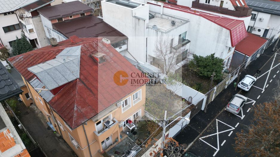 Vilă Modernă în Domenii, Aproape de Biserica Casin - Poză 14