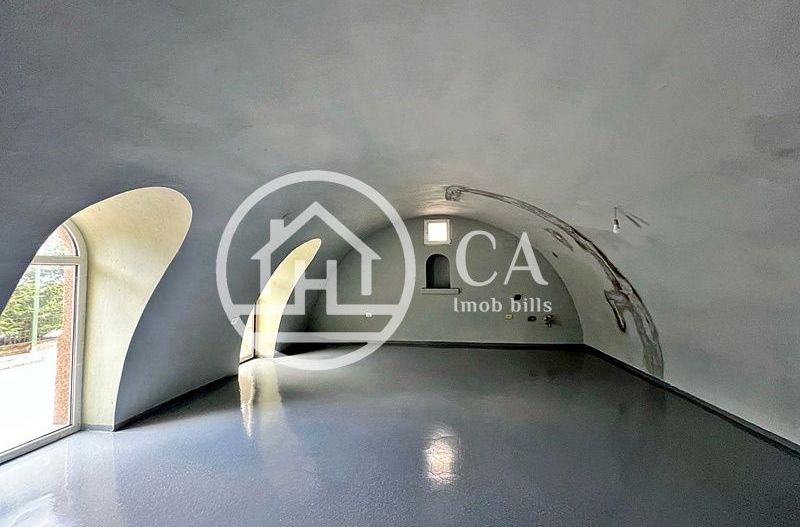 Casa de închiriat cu 11 camere în zona Gheorghe Doja, Oradea - Poză 15