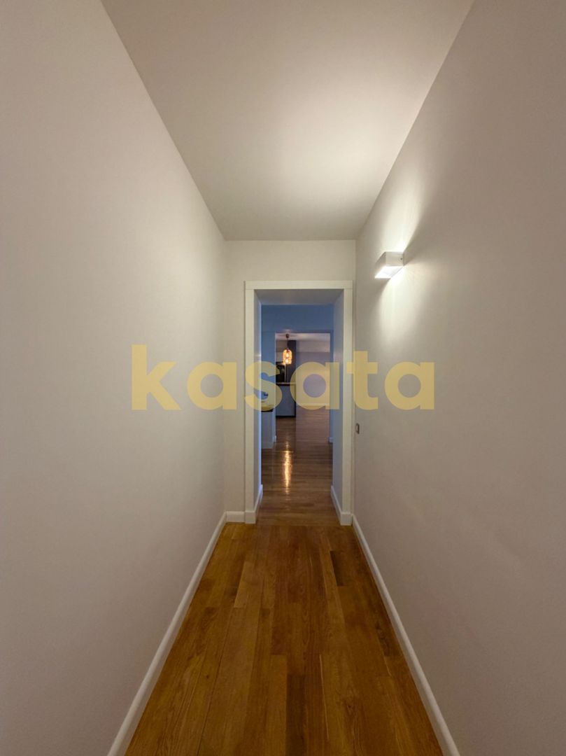 Apartament 4 camere | Premium | Upground | Panoramic Lake & City Views - Poză 34