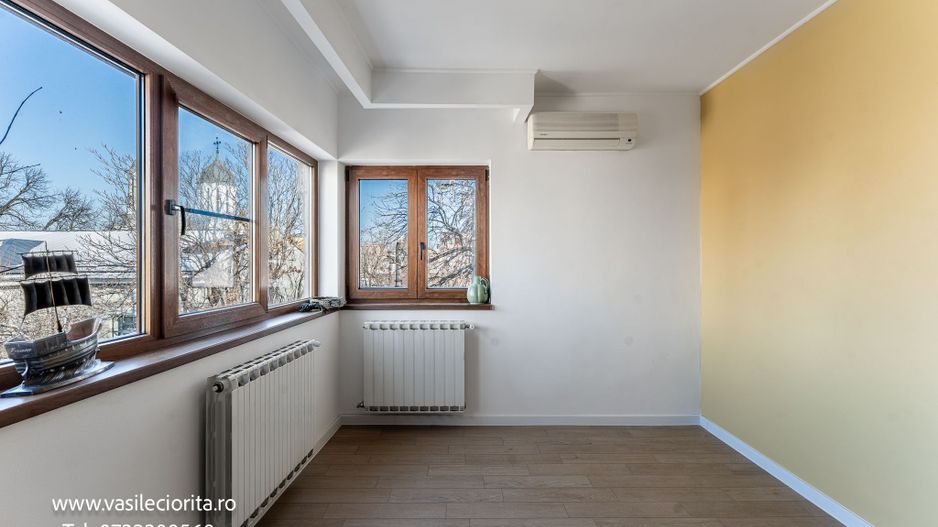 Apartament 3 camere str.Popa Nan,renovat 155000 eur - Poză 4