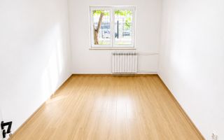Apartament 3 camere | Zona Hermes | Geam la baie| Decomandat | - Poză 1