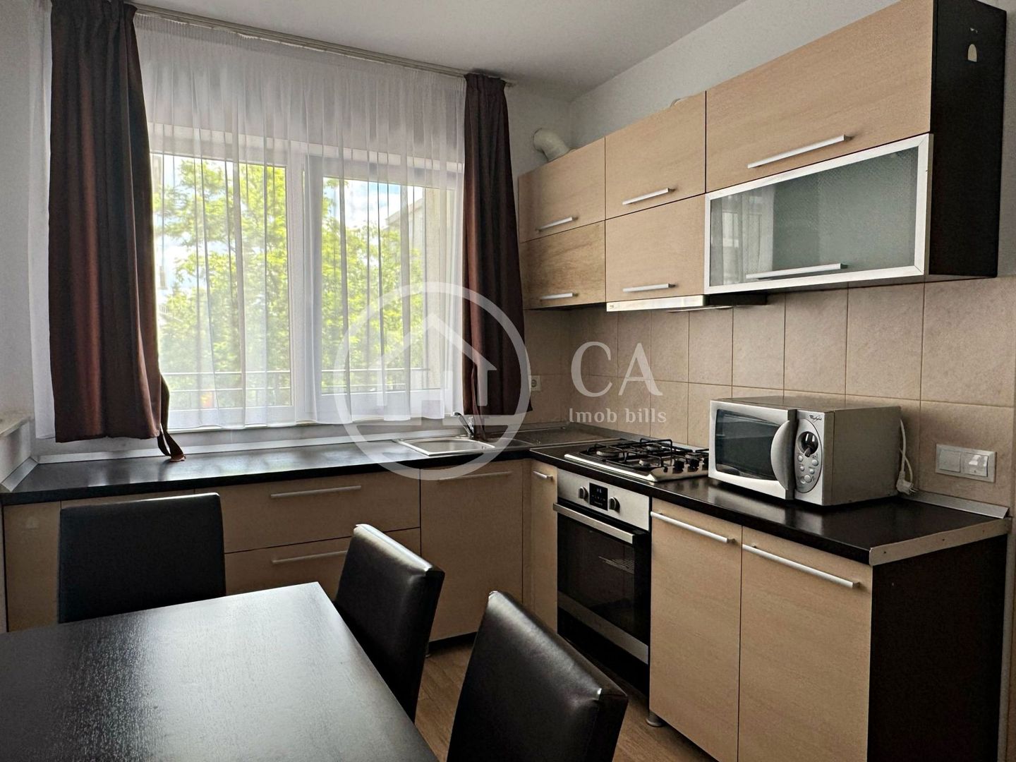 Apartament cu 3 camere de inchiriat in zona Nufarul, Oradea - Poză 3