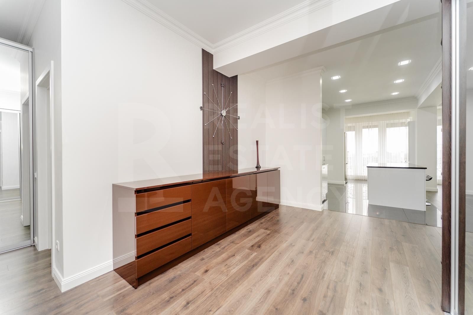 Chirie, apartament, 3 camere, strada Alexandru Bernardazzi, Centru - Poză 12