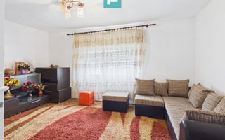 2 case separate + curte 1400 mp – Zona Dâmbovița - Poză 2