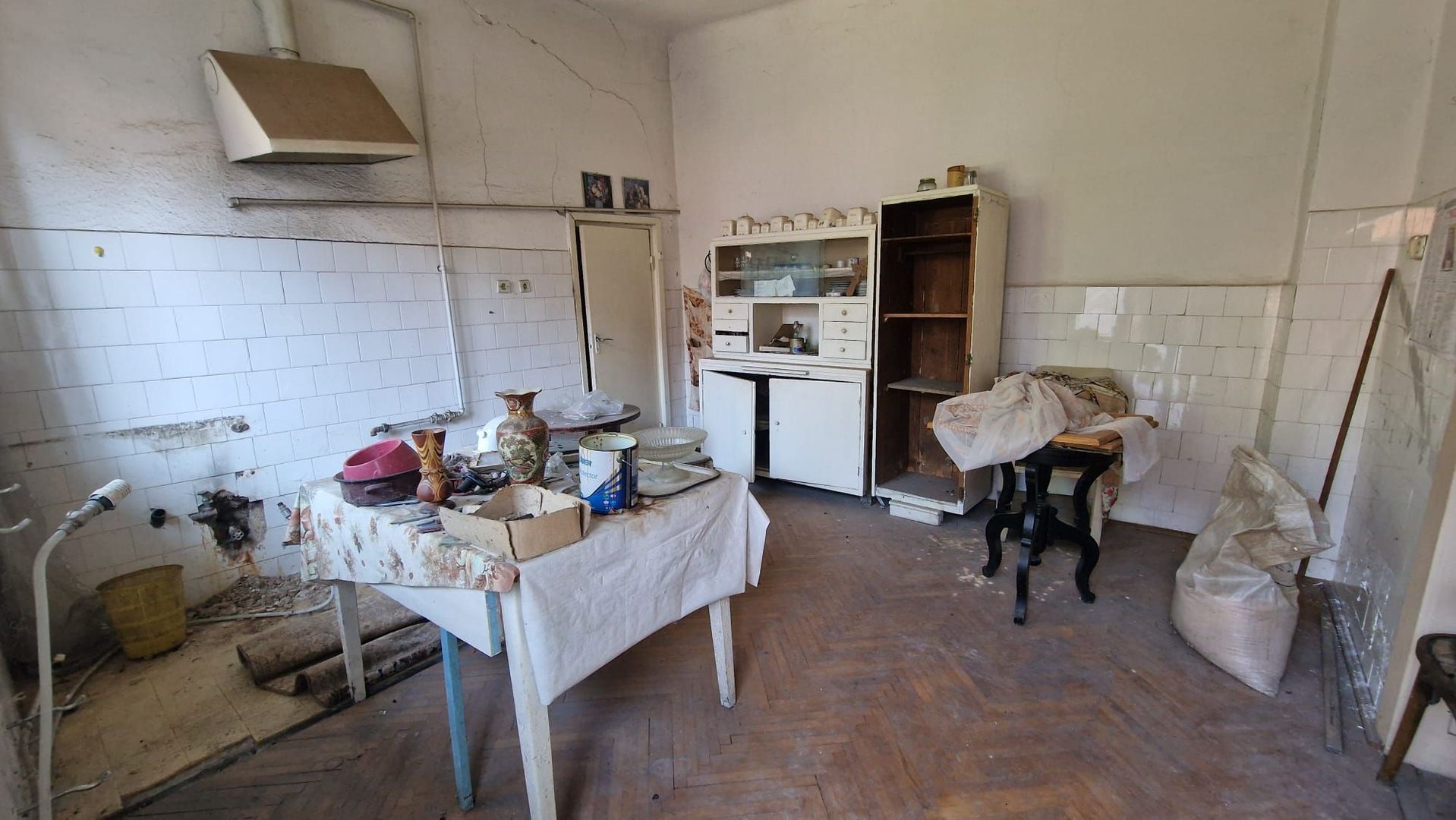 CASA DE VANZARE CENTRU - Poză 5