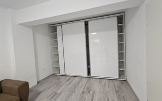 Coresi -Bloc Maurer M9, etajul 1, mobilat, parcare - Poză 12