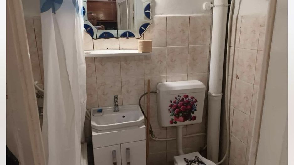 BRASADAS vinde garsoniera la etajul 1/4 Arinului Micro 15. - Poză 2