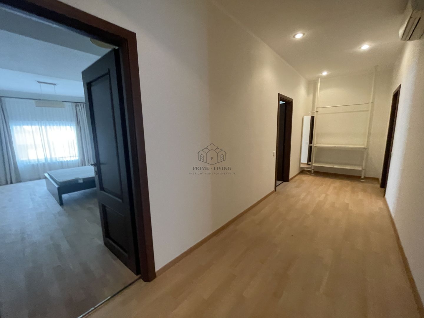 APARTAMENT SUPERB CU 3 DORMITOARE LA INCHIRIERE LANGA PARC HERASTRAU - Poză 12