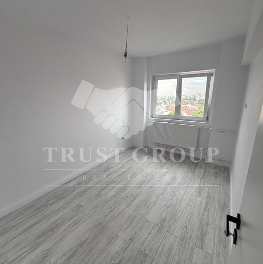 Apartament 3 camere Titulescu | Imobil 1977 - Poză 2