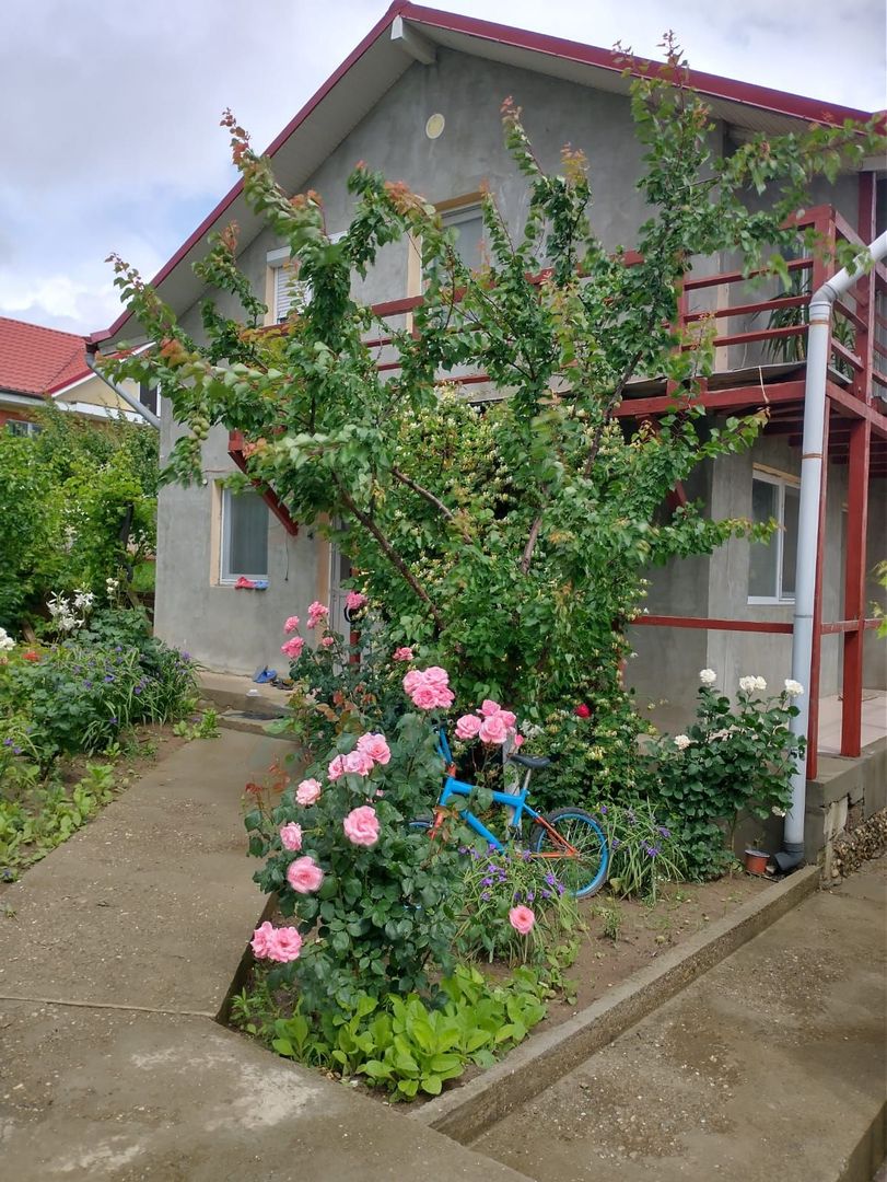 Vanzare casa P+M, Smardan( Galati ), la 2 minute de str.principala - Poză 7