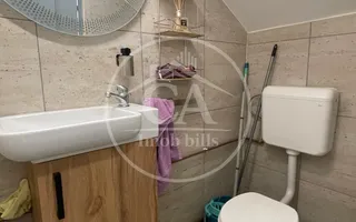 Casa de vânzare cu 7 camere in zona Nufarul, Oradea - Poză 16