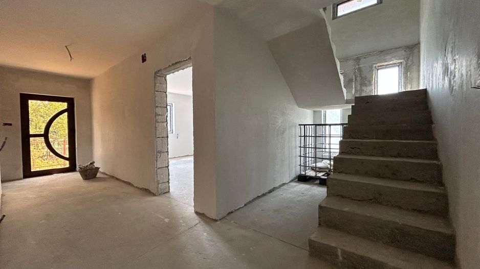 Vanzare Vila la gri Teren 800mp Lacul Mostistea - Poză 5
