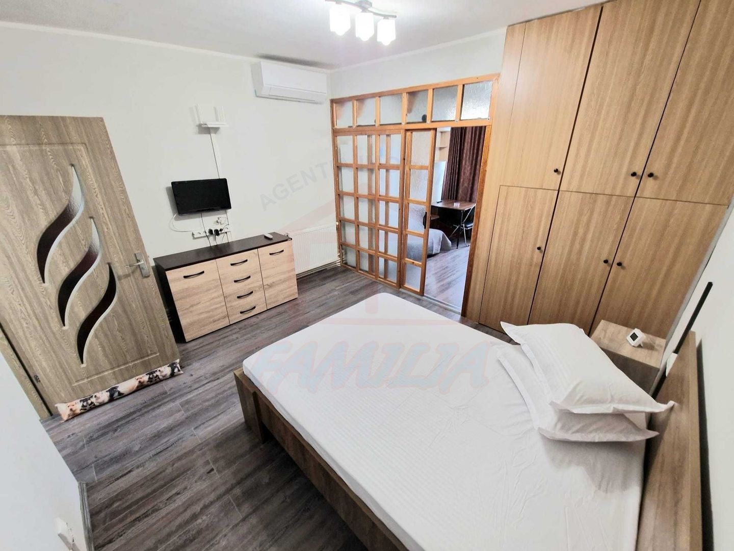 Inchiriere apartament cu o camera, Mazepa 2, 35 mp, 300 EURO/Luna - Poză 2