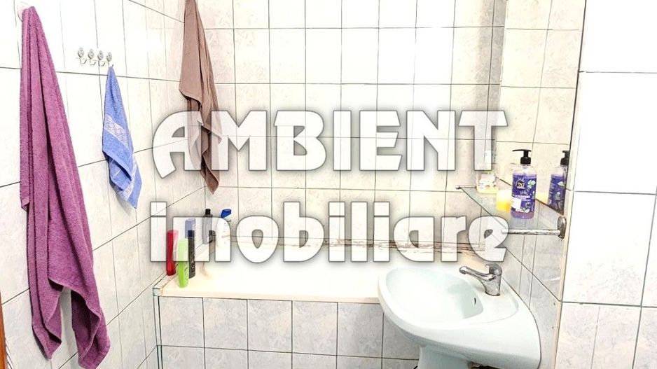 Apartament cu 4 camere, etaj 3, mobilat și utilat, zona DECEBAL; - Poză 6