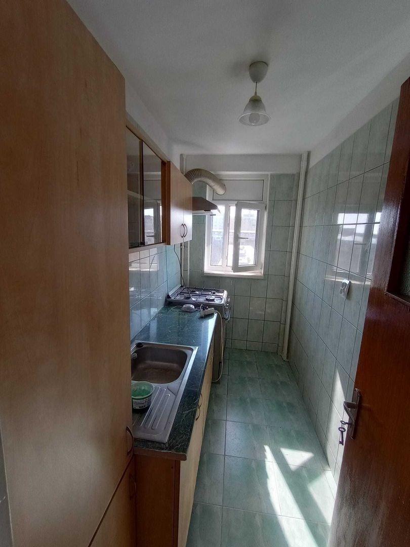 Apartament 2 camere. Decomandat. Brancoveanu. - Poză 4