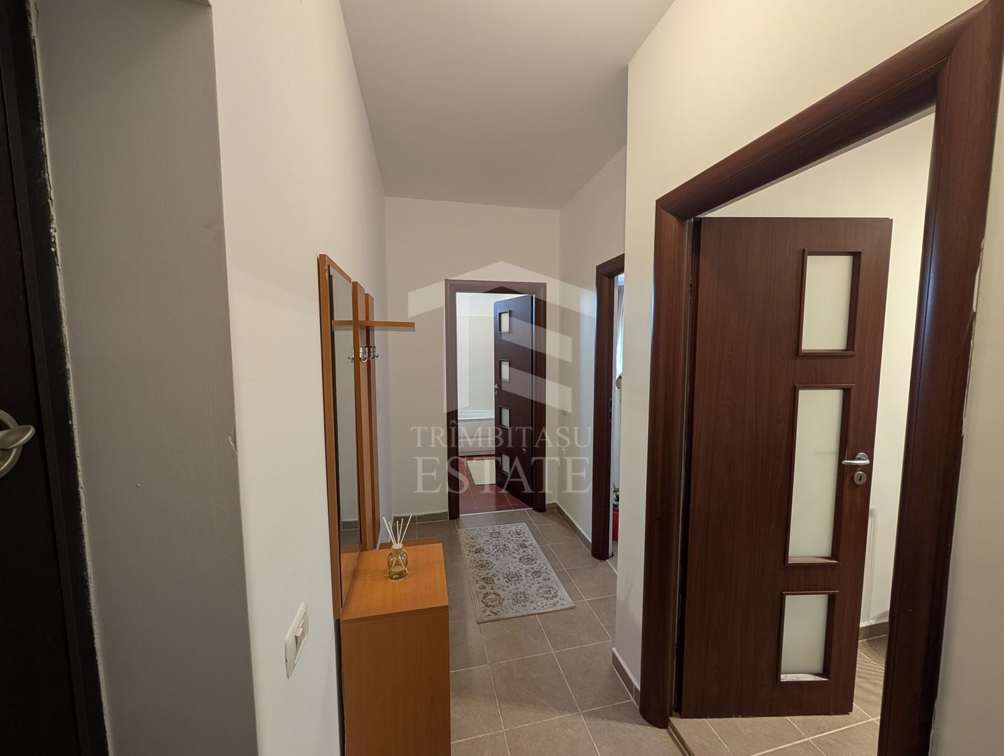 Garsonieră modernă 30 mp, Str. Cooperativei, cu balcon și parcare - Poză 4
