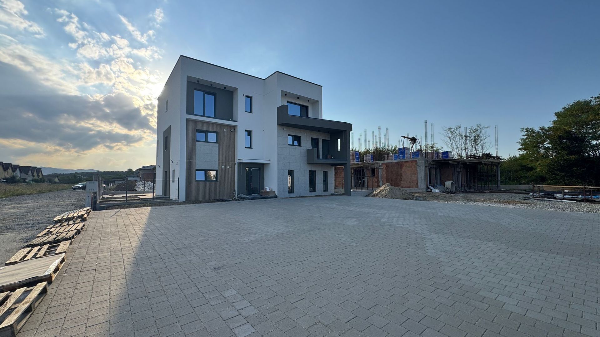 Apartament la Vila, 3 camere, Cartierul Arhitectilor - Poză 1