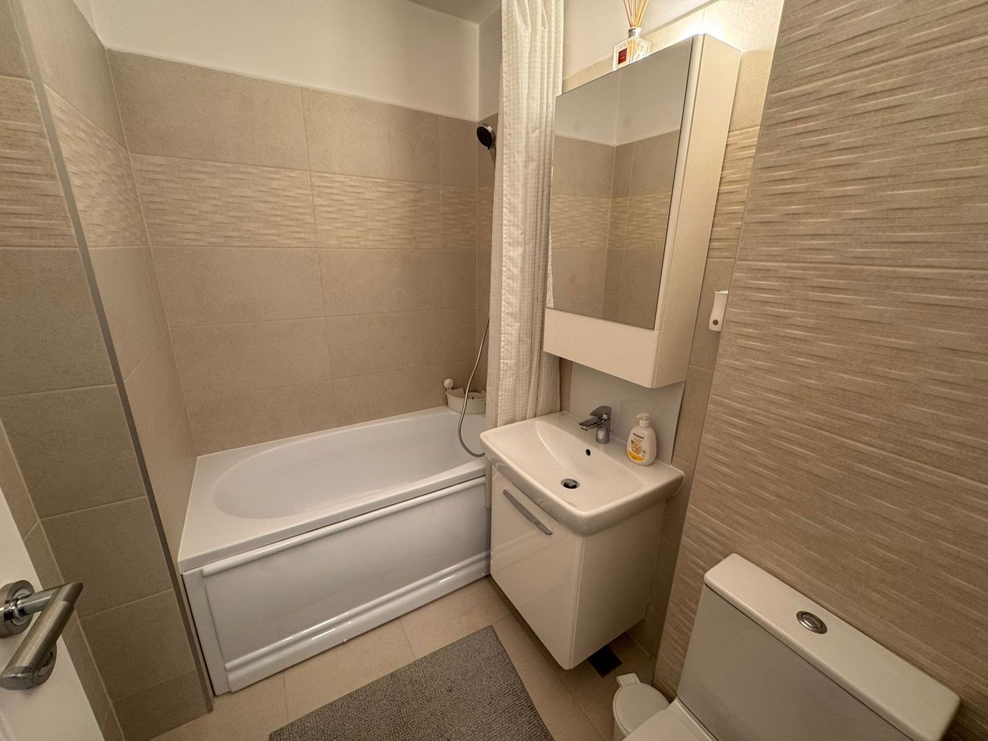 Apartament 2 camere Costin Georgian 4/4 - Poză 5