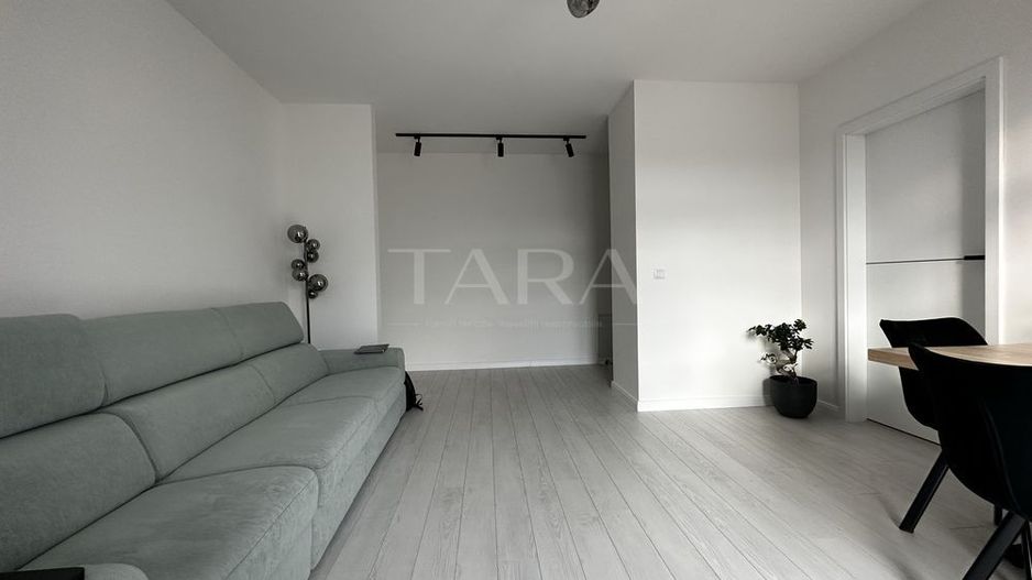 Apartament modern cu 3 camere, 70 mp, Baciu, zona Primăriei - Poză 3