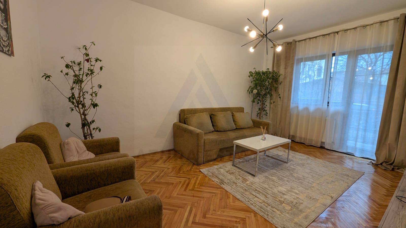 Apartament 3 camere 86 mp utili 2 bai 2 balcoane zona Trei Stejari - Poză 2