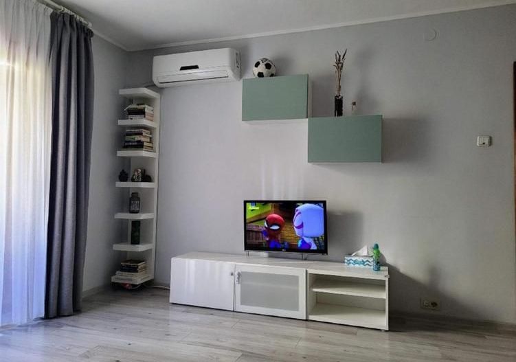 Sebastian - 2 camere, decomandat, comfort 1, bloc renovat, mobilat, utilat. - Poză 1