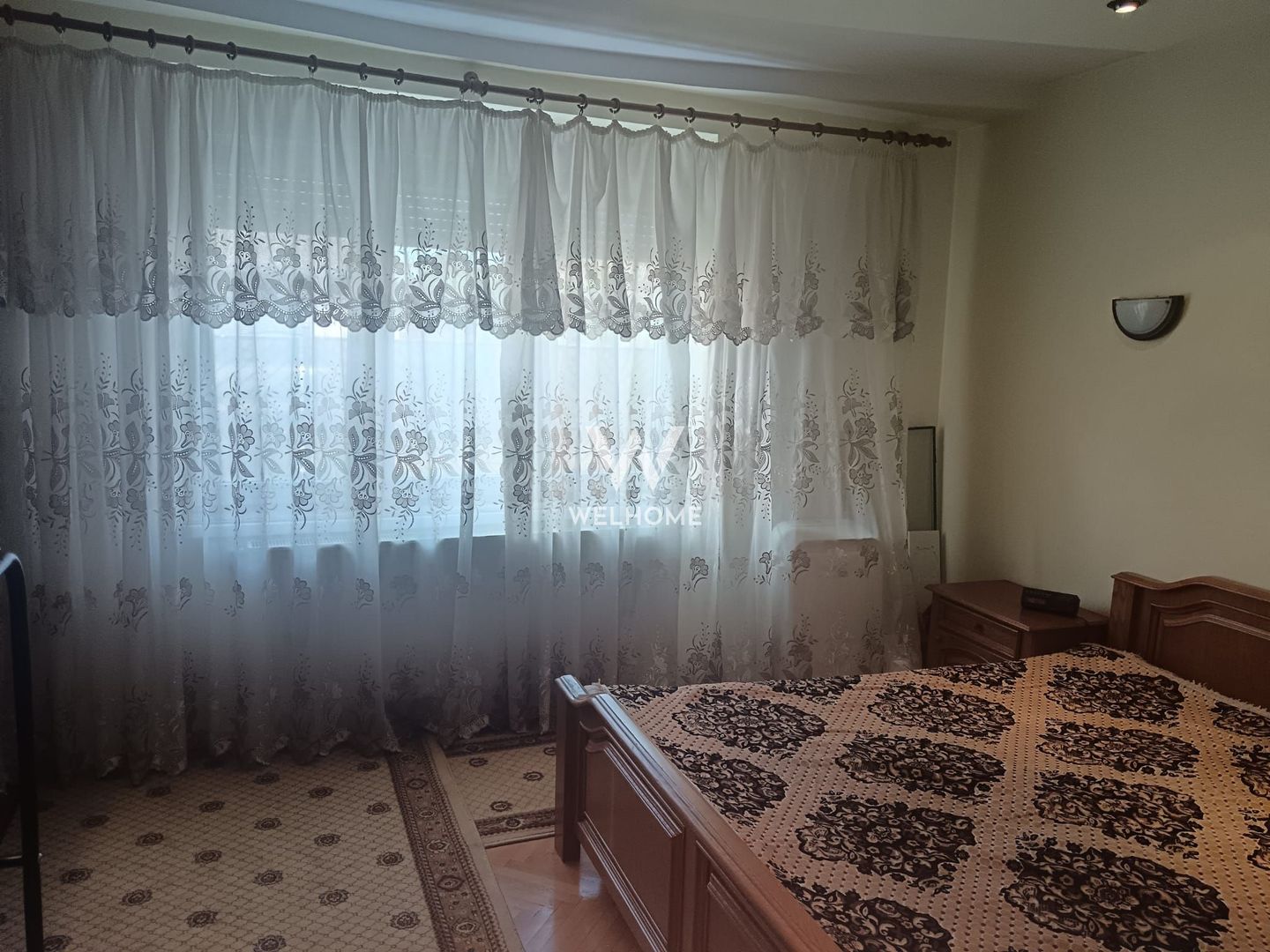 Casă individuală cu 2 apartamente separate, teren 650 mp, garaj și terasă - Poză 23