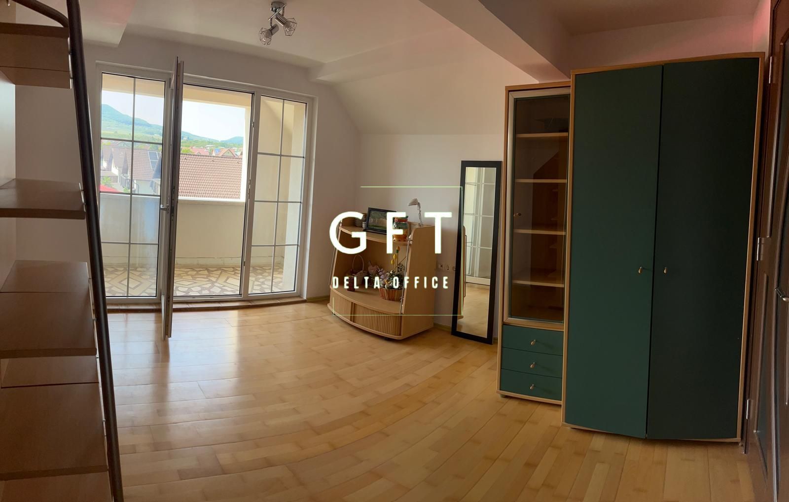 Apartament de vanzare, 3 camere, Calea Moldovei - Poză 3