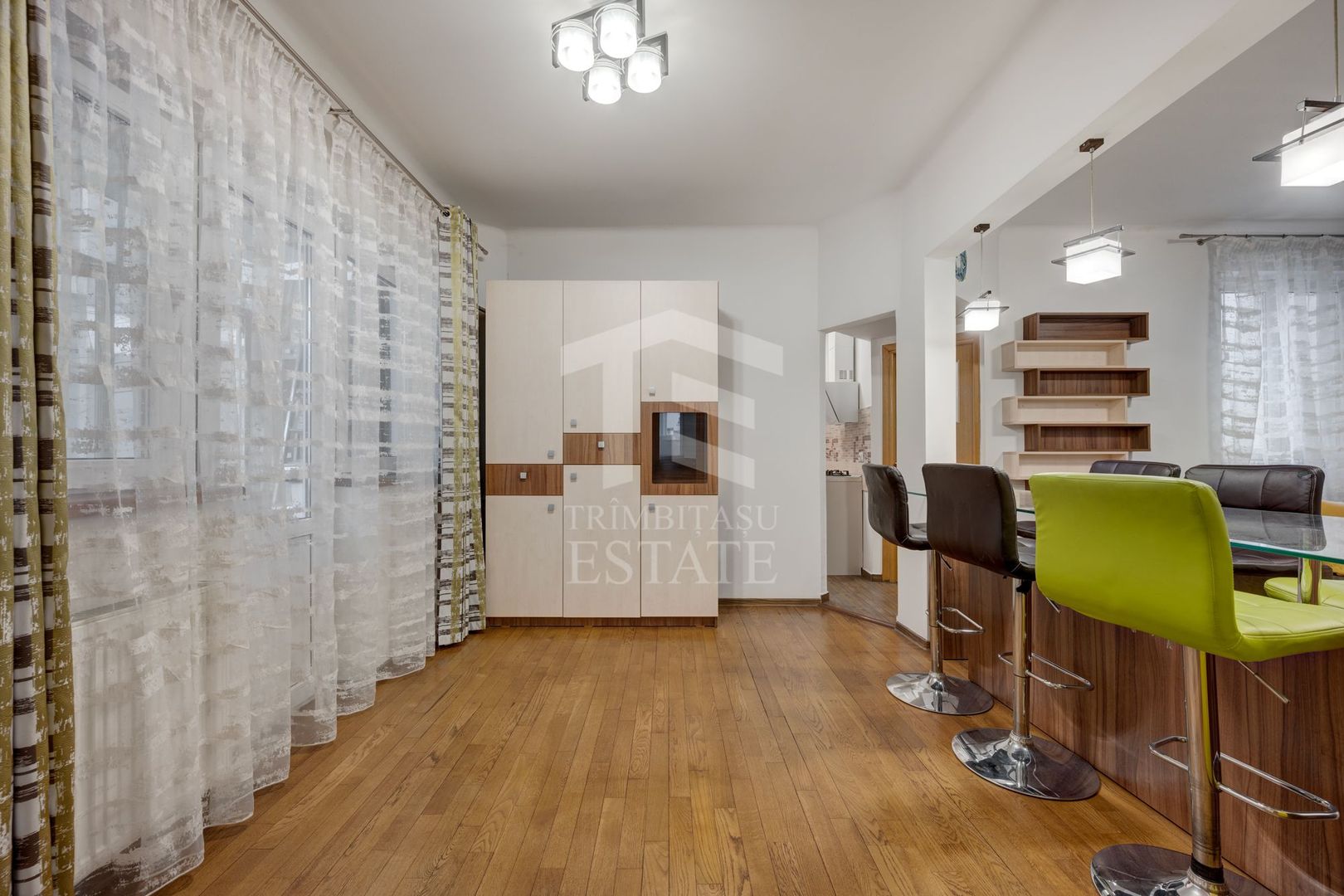 2 Apartamente  in Vila 5 Cam Metrou Basarab Gara de Nord - Poză 4