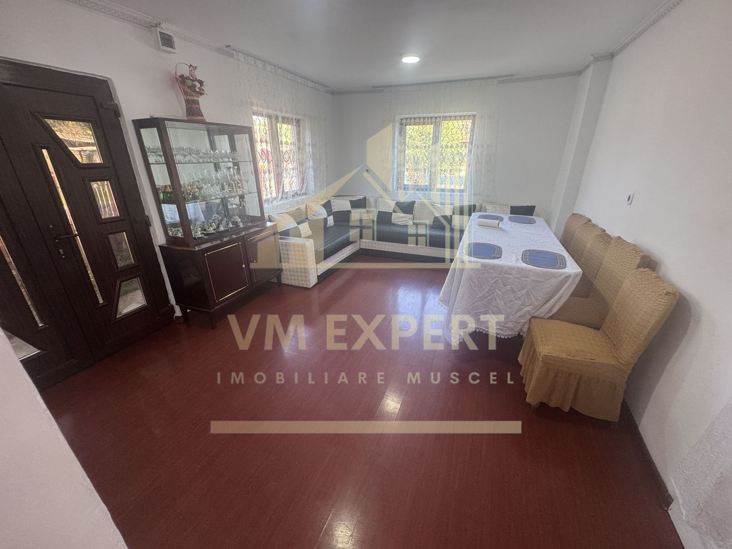 CASA DE VANZARE CU 4 CAMERE, APA SARATA, CAMPULUNG - Poză 5