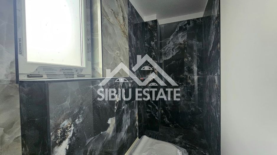 Casa 4 camere, 2 bai Sibiu Vest mutare imediata - Poză 6