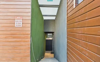 Apartament 2 camere cu 2 băi, 2 locuri de parcare si curte - Poză 18