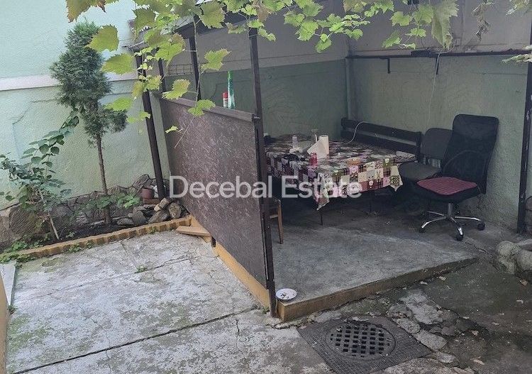 Garsonieră Zona Centrală - Popa Nan Acces la curte și centrală proprie - Poză 2