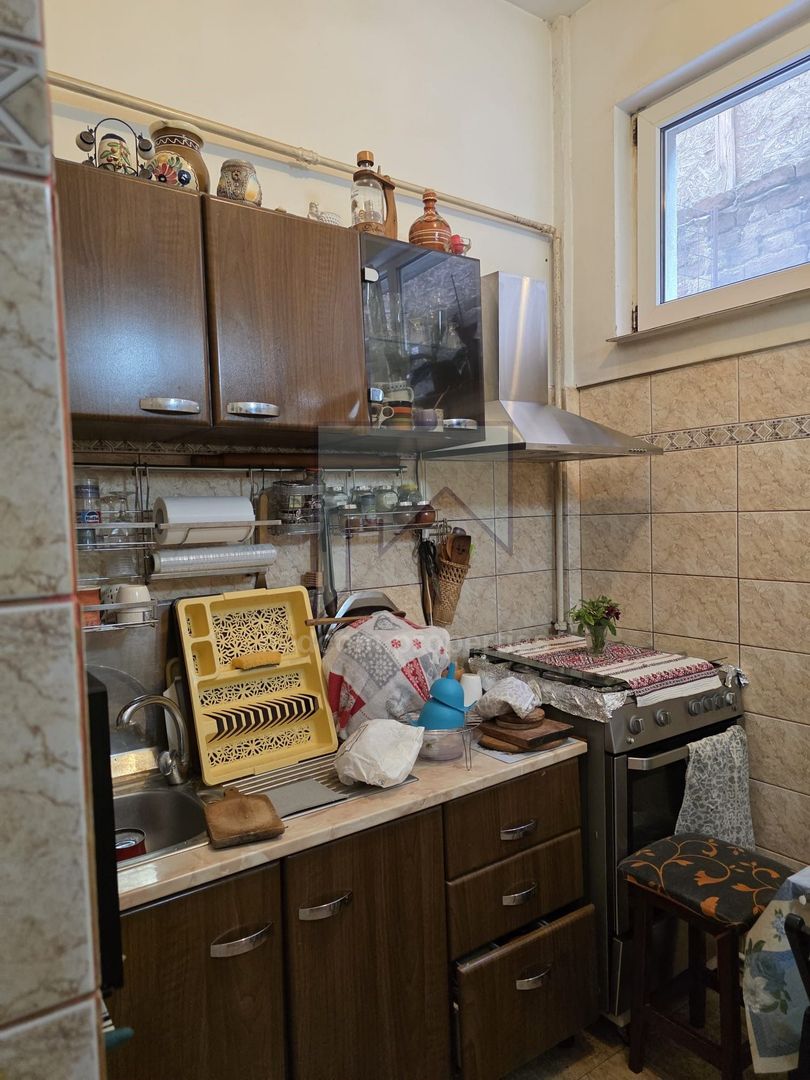 Vanzare apartament 4 camere - Sebastian - Vulcan - Poză 29