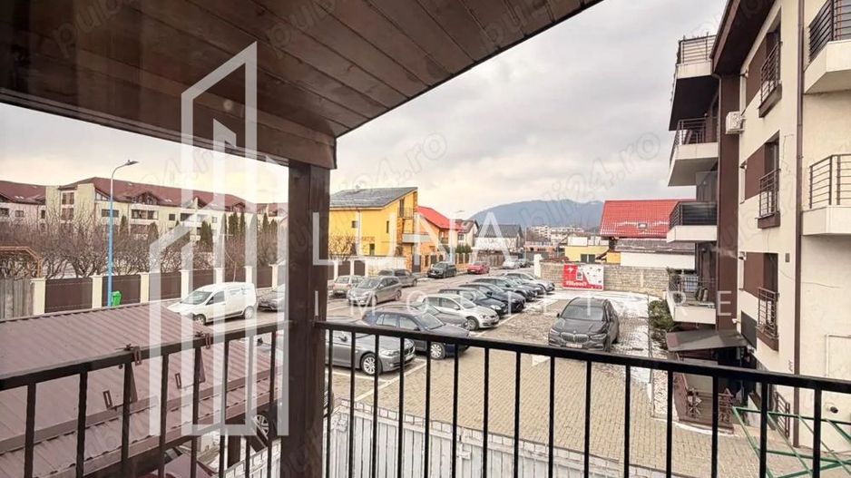 Casă înșiruită de închiriat | Tractorul | Grădină & Parcare privată - Poză 9