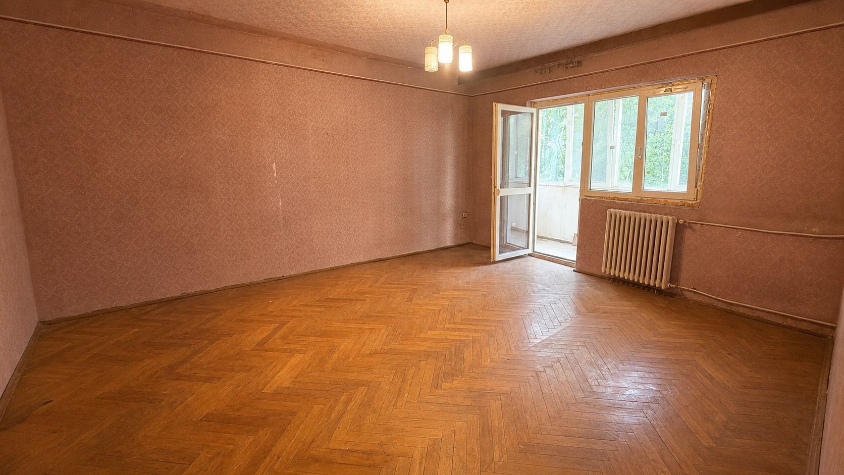 COMISION 0%  Apartament 3 Camere | Etaj 1 Decomandat Dambovita Izolat - Poză 1