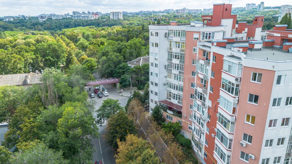 Vânzare apartament  142 mp, str. Valea Trandafirilor, Botanica - Poză 2