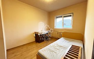 Apartament cu 4 camere de inchiriat zona Dacia, Oradea - Poză 3