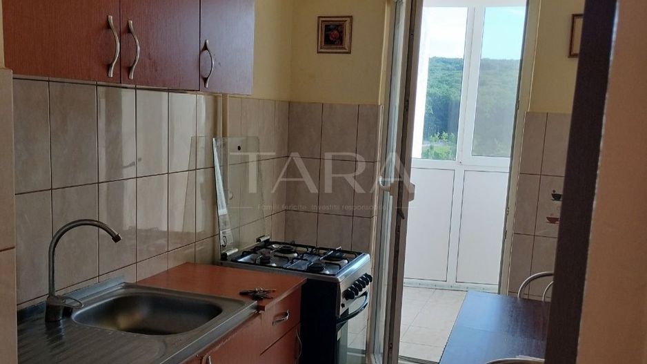 Apartament cu 2 camere decomandate, balcon închis, Mănăștur. - Poză 3
