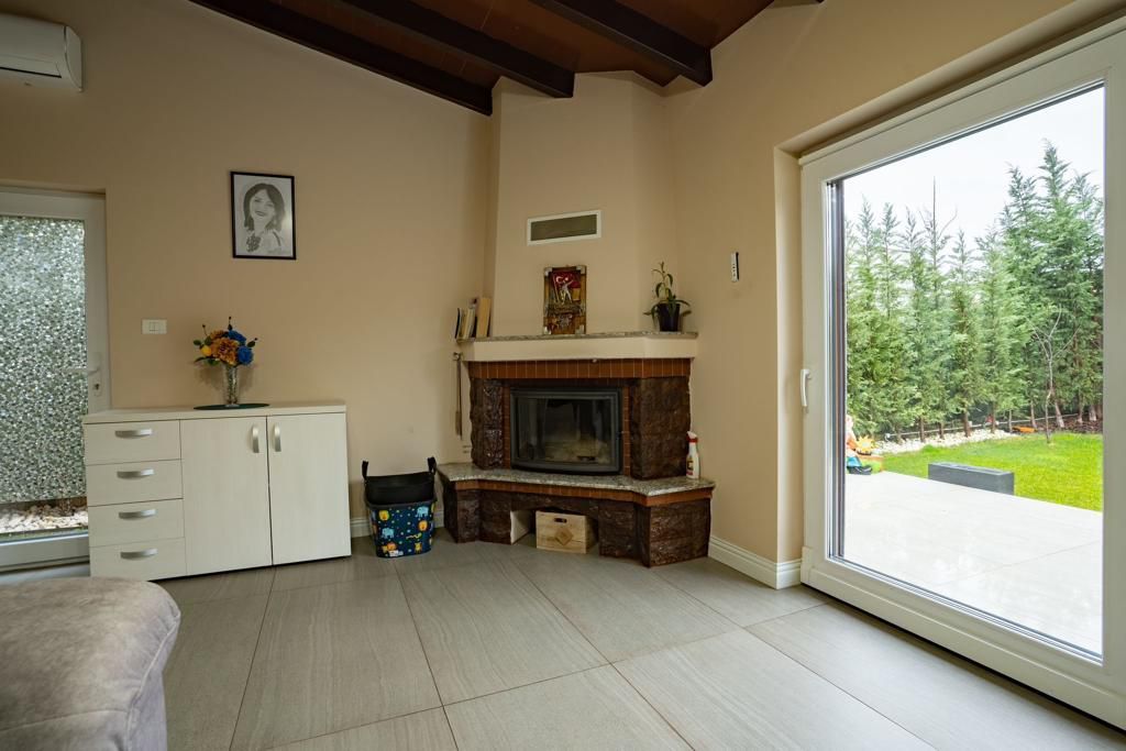 Proprietate exclusivista in Dumbravita - Poză 6